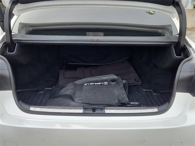 Used 2022 Lexus LS 500 AWD image 28