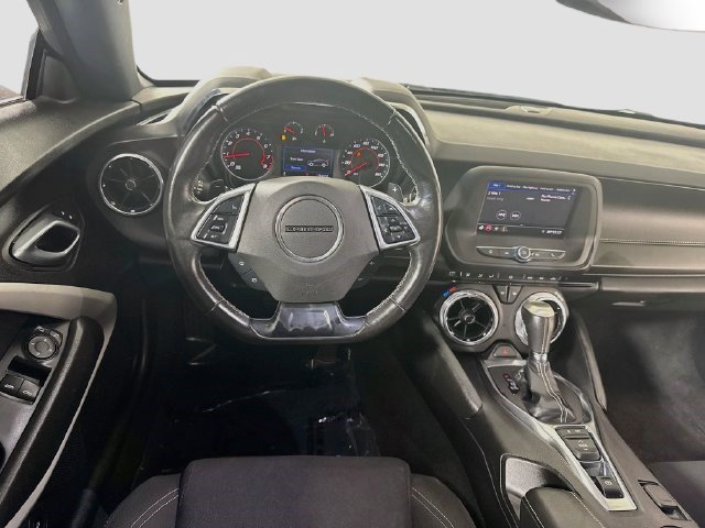Used 2020 Chevrolet Camaro LT RWD image 16