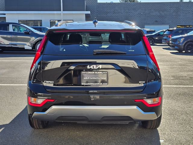 Used 2023 Kia Niro SX image 4