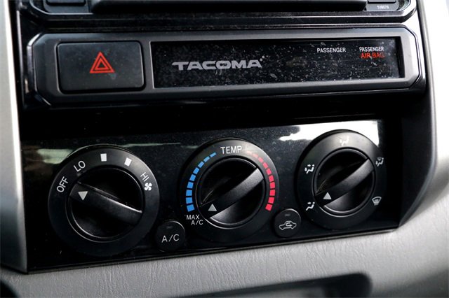 Used 2015 Toyota Tacoma PreRunner image 18