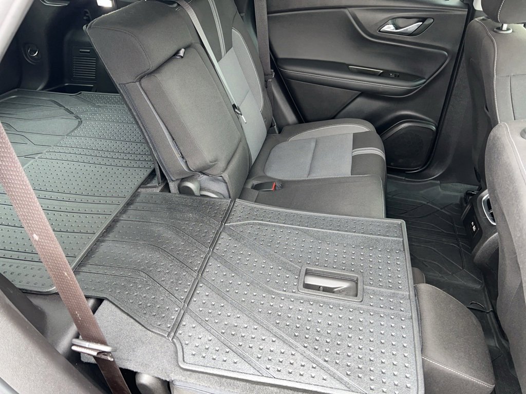 Used 2024 Chevrolet Blazer LT w/ Midnight/Sport Edition image 19