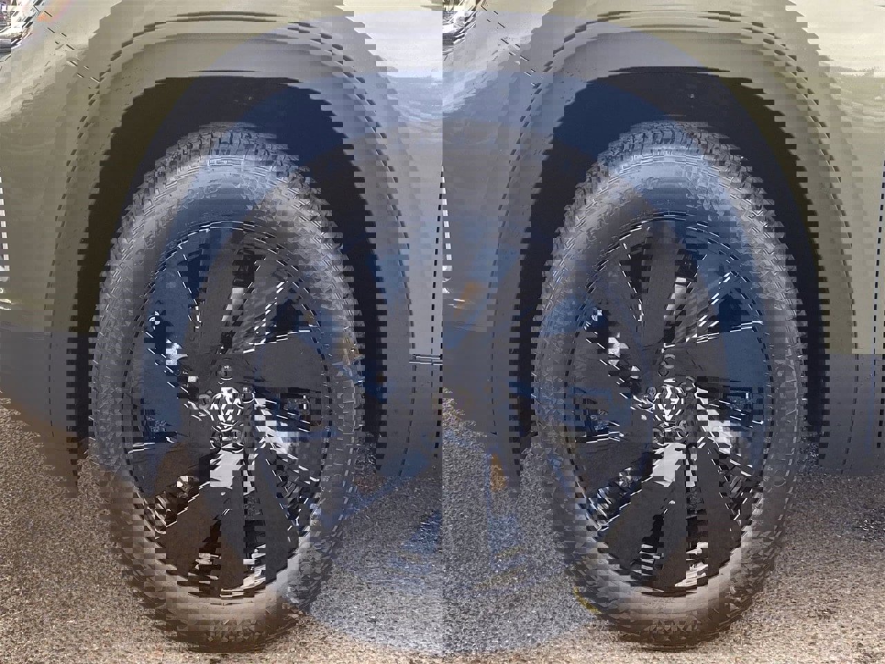 New 2026 Volkswagen Atlas SE image 6