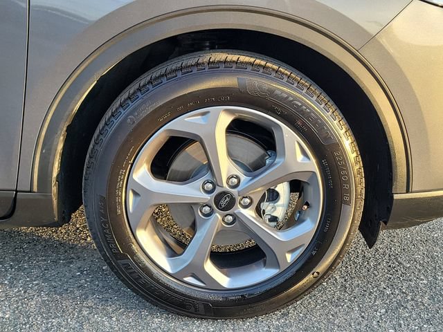 Used 2025 Ford Escape ST-Line FWD image 6