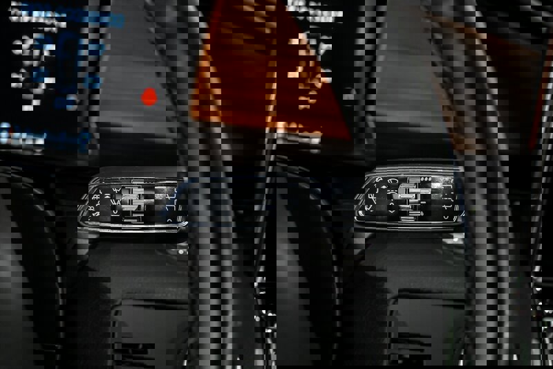 Used 2019 Lincoln Navigator Reserve image 26