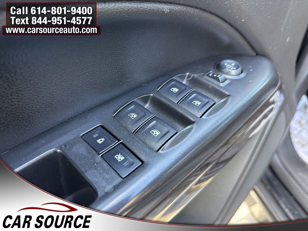 Used 2015 GMC Canyon SLT w/ Driver Alert Package image 14