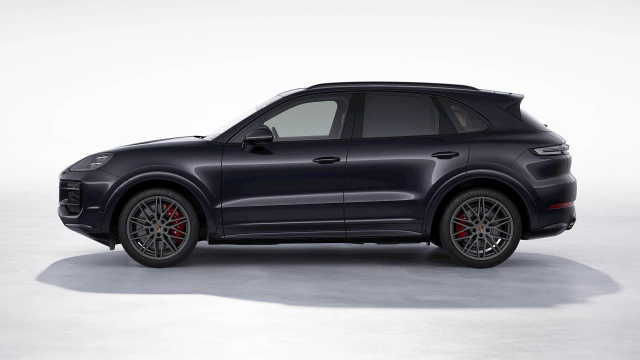New 2026 Porsche Cayenne GTS image 2