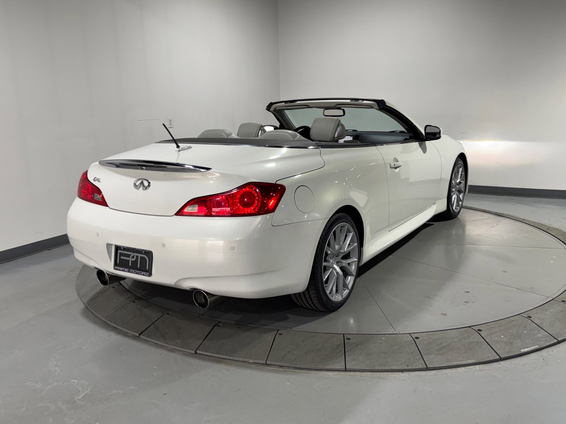 Used 2013 INFINITI G37 IPL image 13