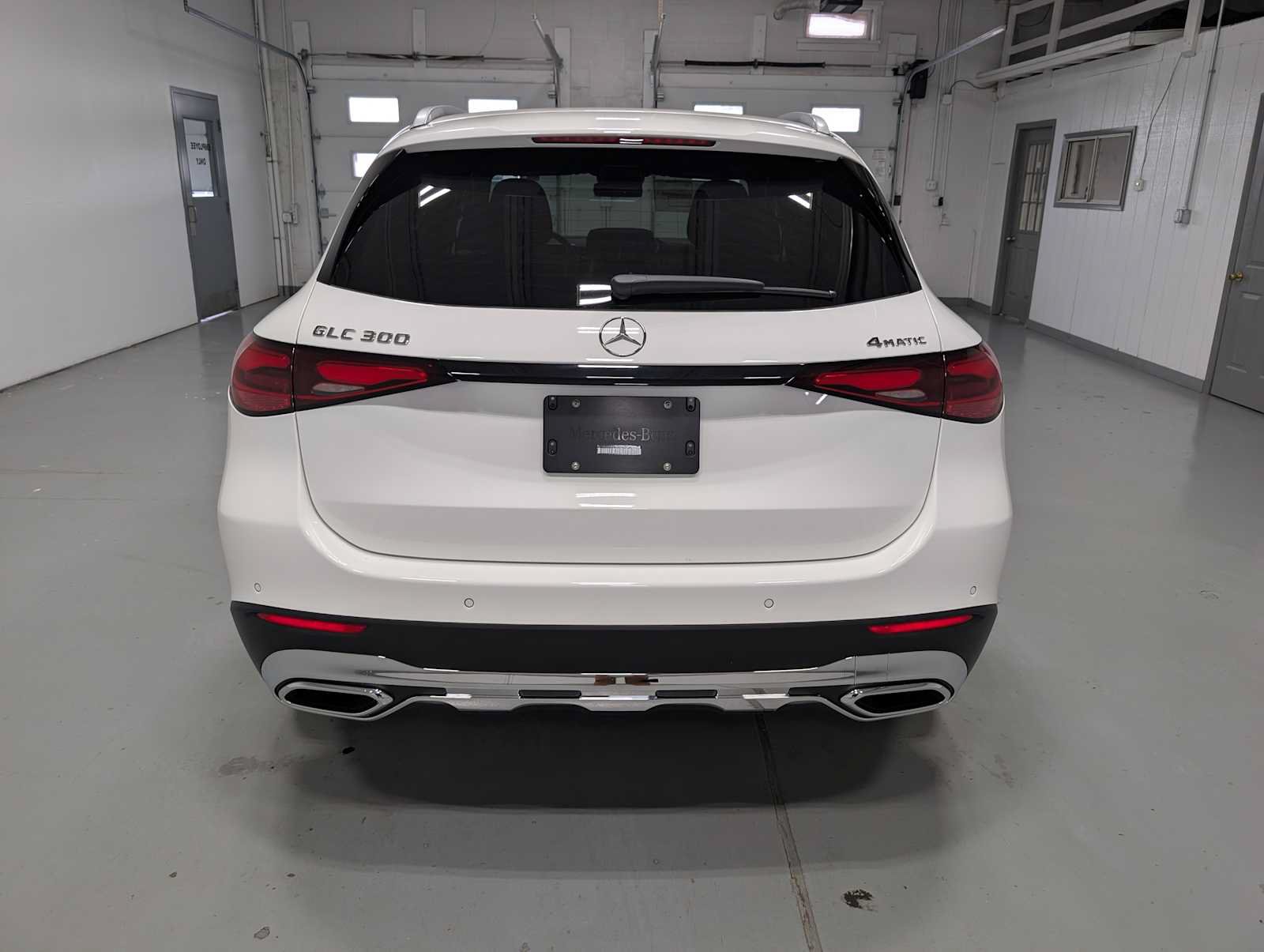 New 2027 Mercedes-Benz GLC 300 4MATIC image 8