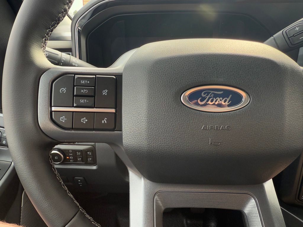 New 2026 Ford F250 Lariat w/ Black Appearance Package image 26