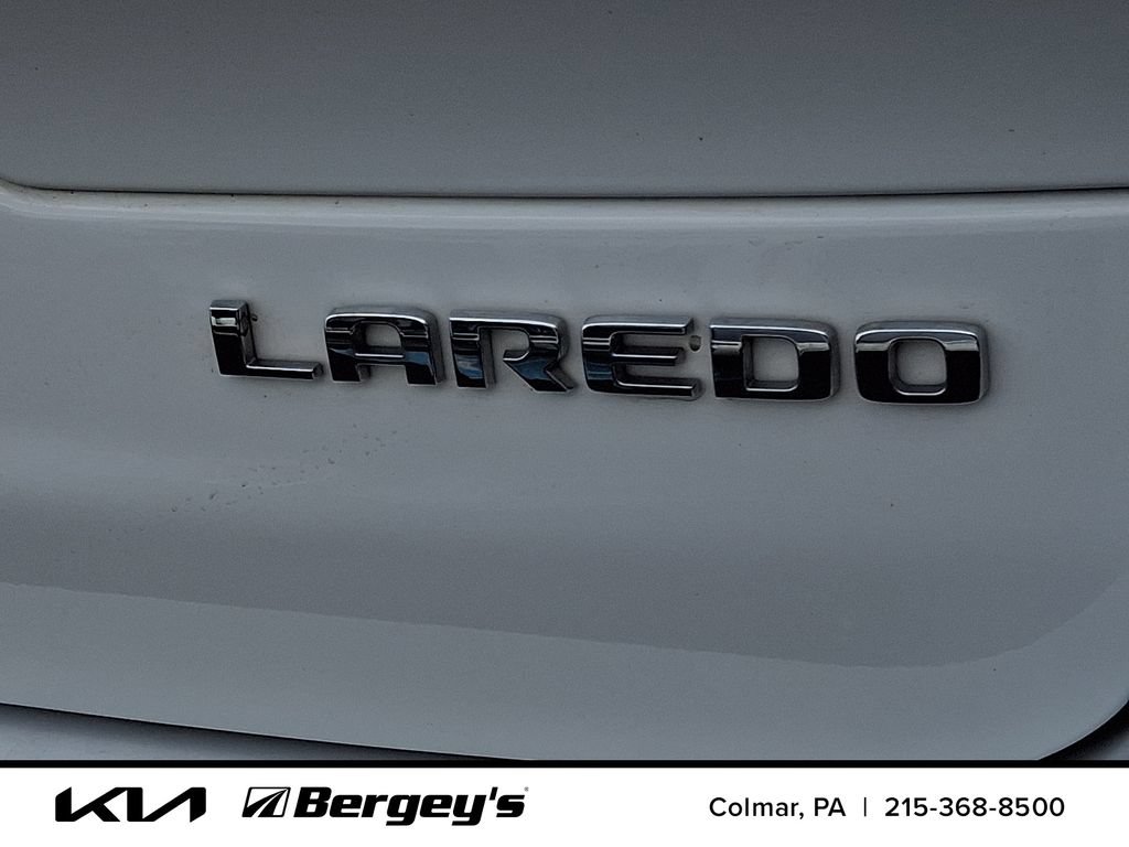 Used 2023 Jeep Grand Cherokee L Laredo AWD/4WD image 35