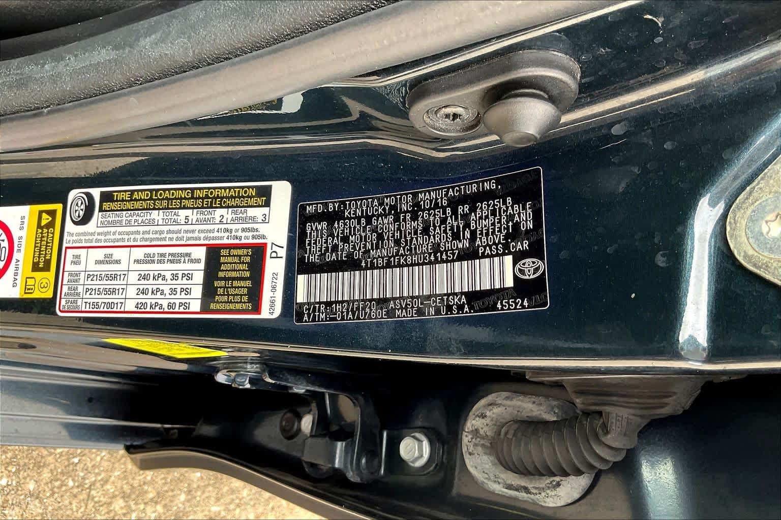 Used 2017 Toyota Camry LE FWD image 30
