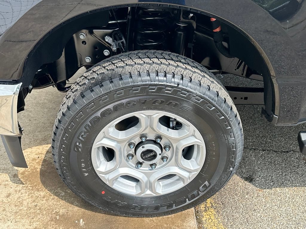 New 2026 Ford F250 XLT w/ XLT Premium Package AWD/4WD image 6