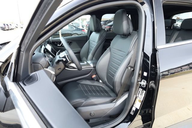 Certified 2026 Mercedes-Benz GLC 300 image 23