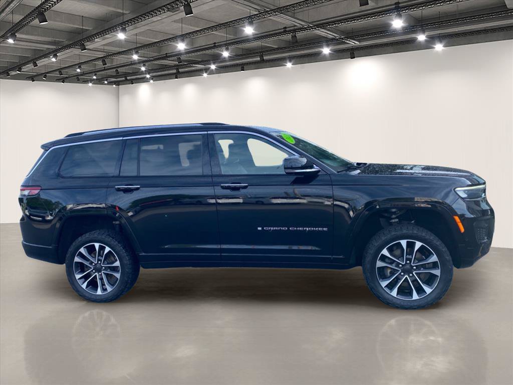 Used 2021 Jeep Grand Cherokee L Overland w/ Advanced Protech Group III AWD/4WD image 8