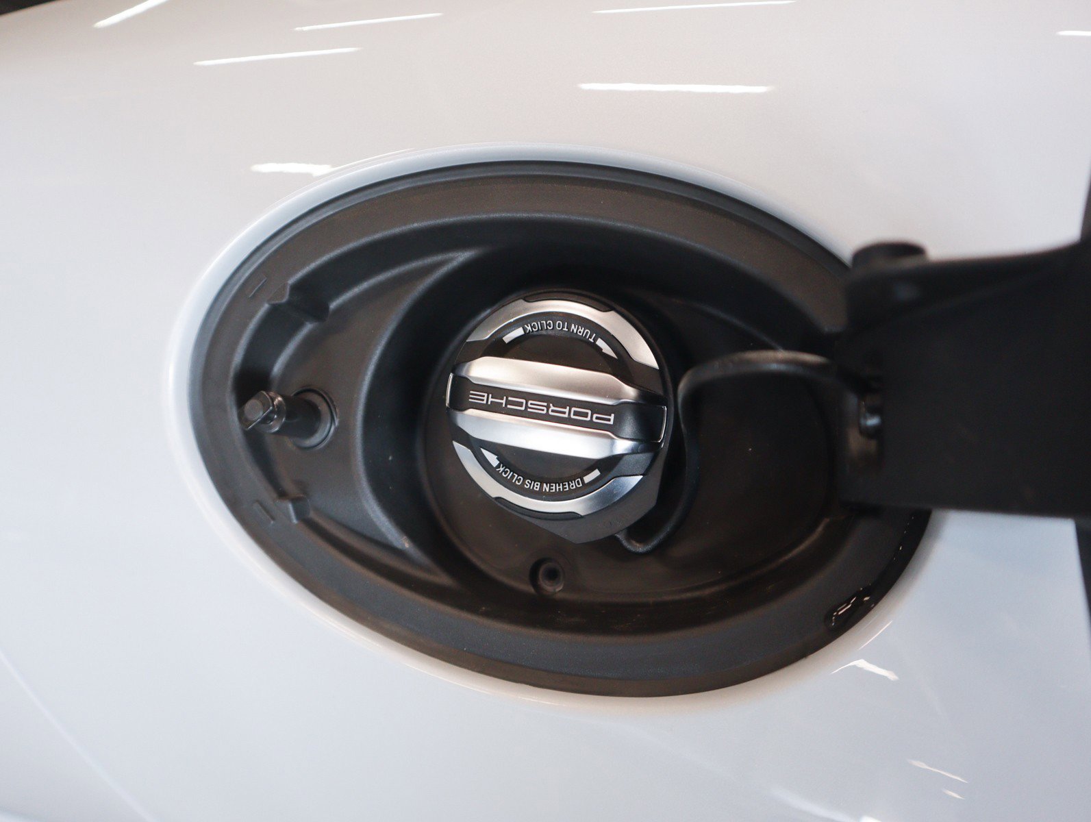 Certified 2026 Porsche 911 Carrera GTS RWD image 33