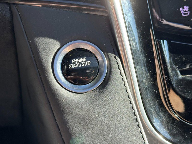 Used 2020 Cadillac Escalade Platinum image 21