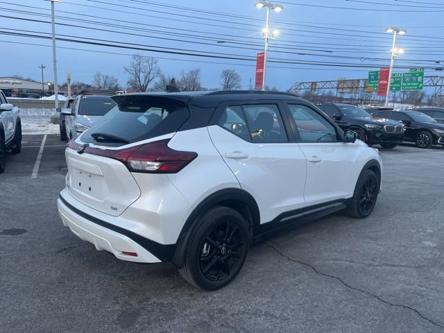 Certified 2022 Nissan Kicks SR image 6