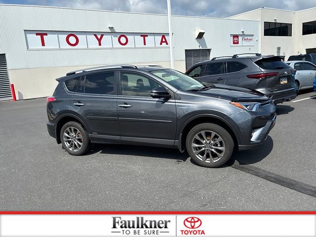 Certified 2018 Toyota RAV4 Limited w/ Advanced Technology Package AWD/4WD image 3