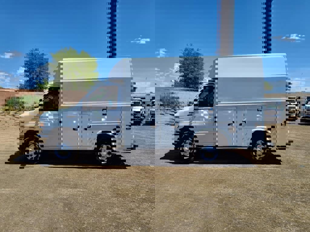 New 2026 Ford E-350 and Econoline 350 Super Duty w/ Power Equipment Group image 8