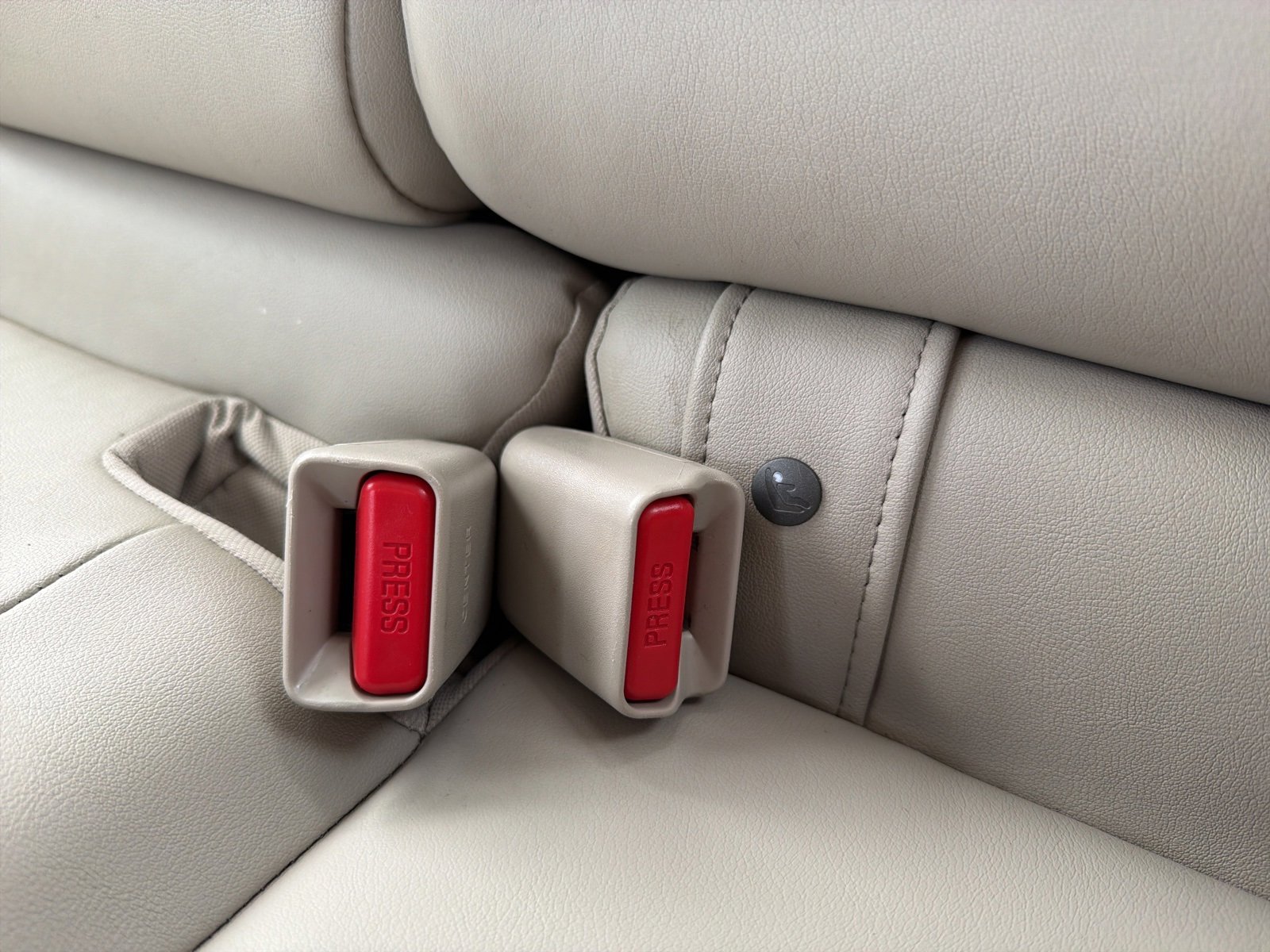 Used 2016 Subaru Impreza 2.0i Limited image 45