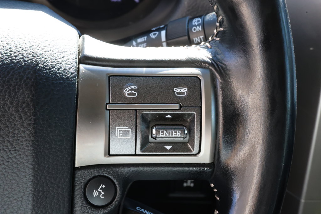 Used 2016 Lexus GX 460 w/ Premium Package AWD/4WD image 19