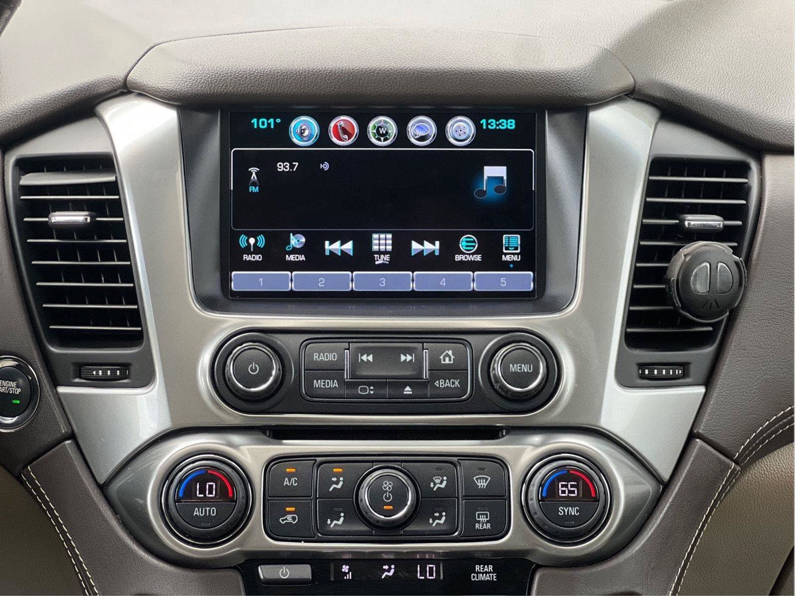 Used 2020 Chevrolet Tahoe Premier RWD image 12