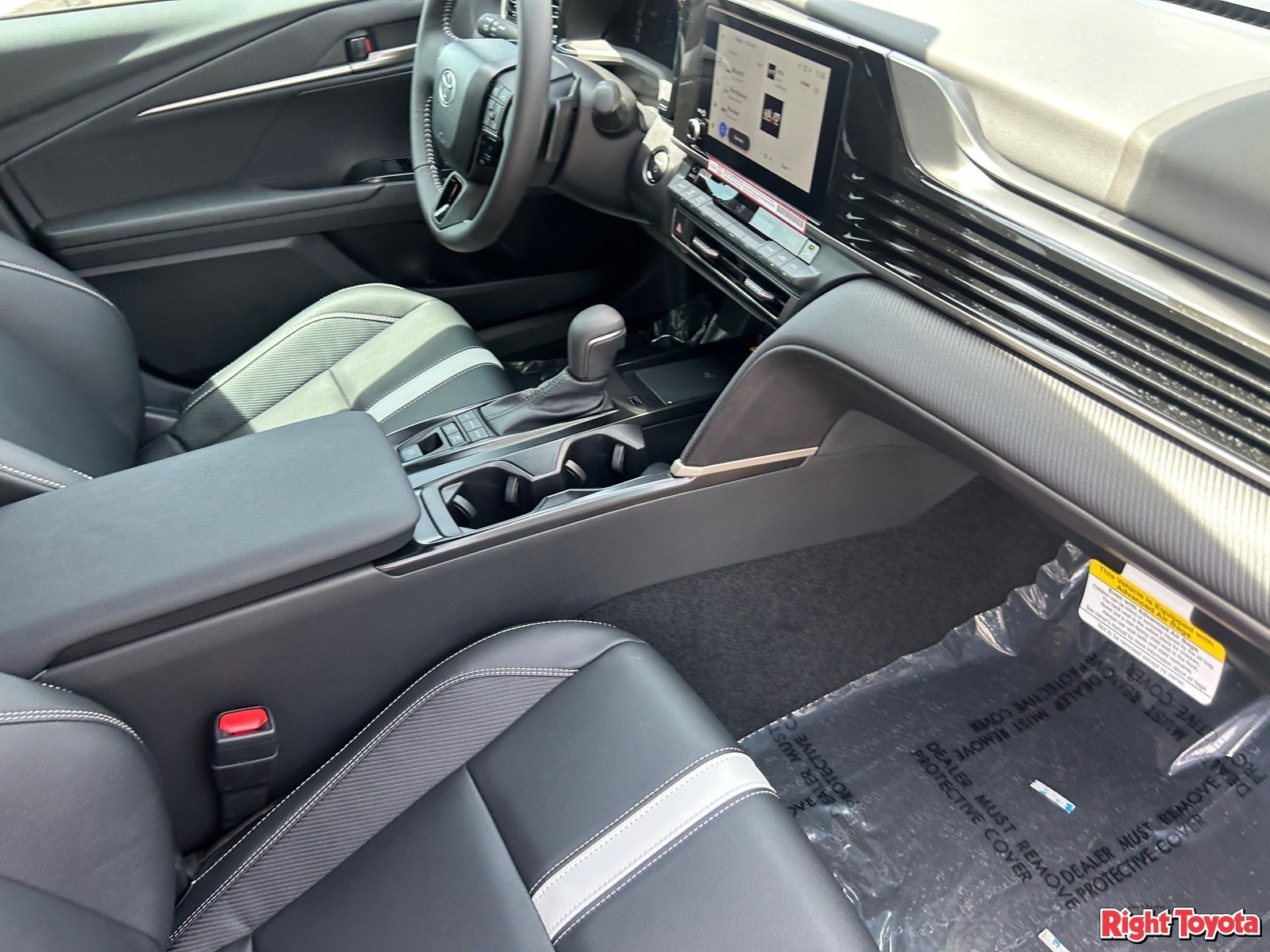New 2026 Toyota Camry SE w/ Convenience Package FWD image 14