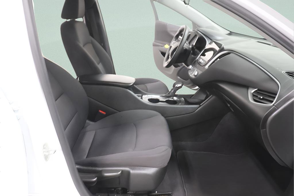 Used 2023 Chevrolet Malibu LS w/ Driver Confidence Package FWD image 32