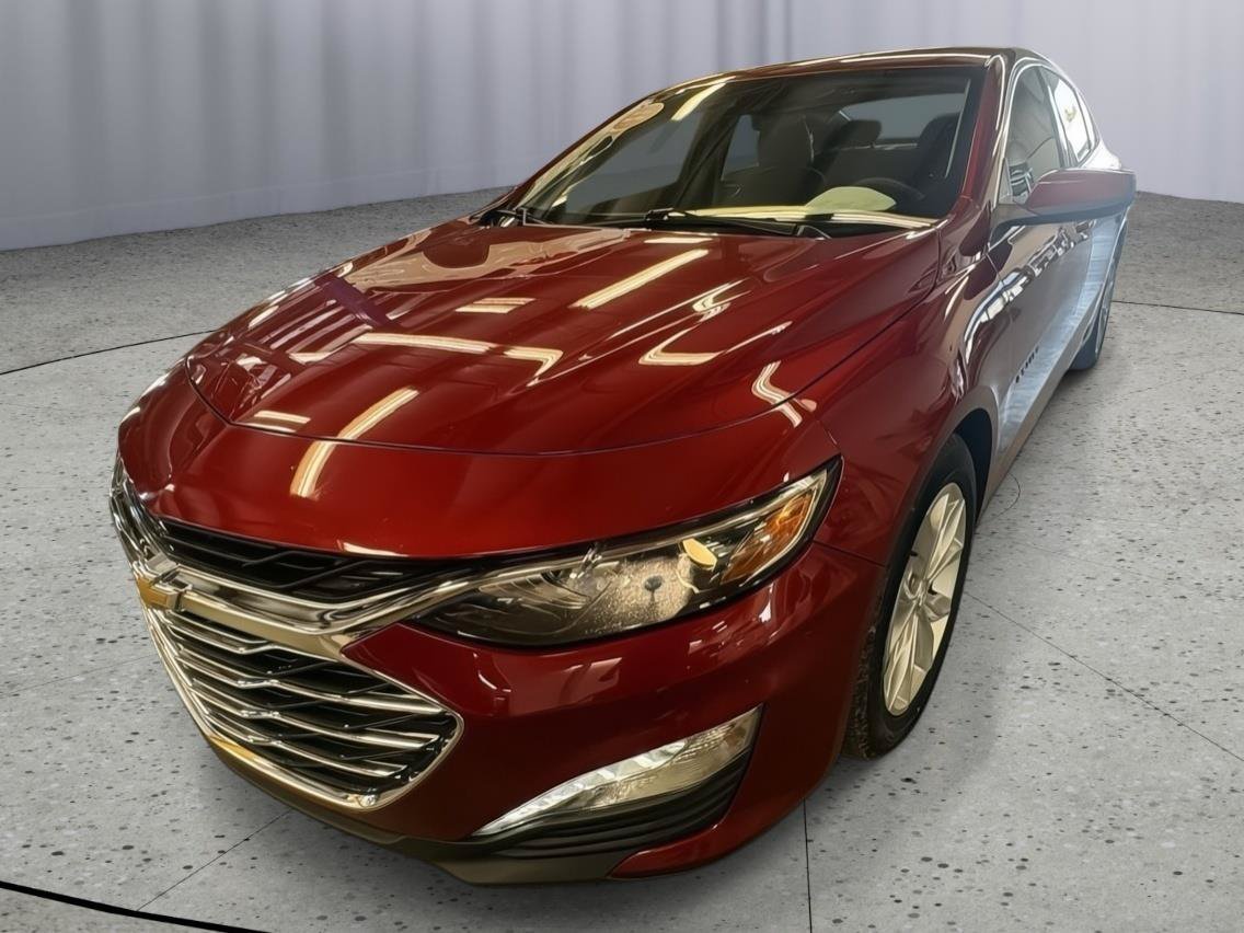 Used 2025 Chevrolet Malibu LT