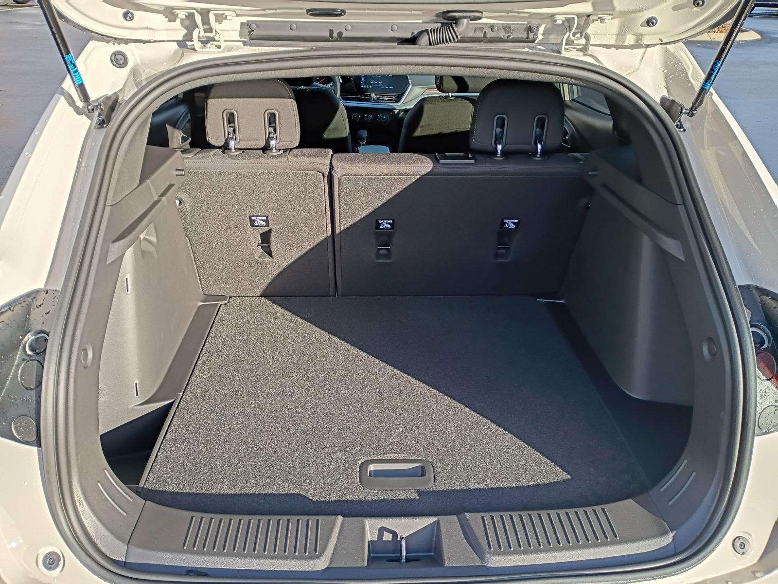 New 2026 Chevrolet Trax RS w/ Driver Confidence Package image 24