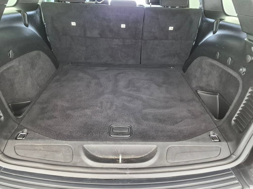 Used 2020 Jeep Grand Cherokee Laredo RWD image 28