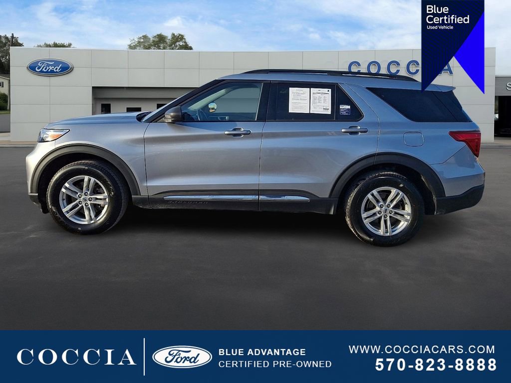 Certified 2022 Ford Explorer XLT w/ Equipment Group 202A AWD/4WD image 7