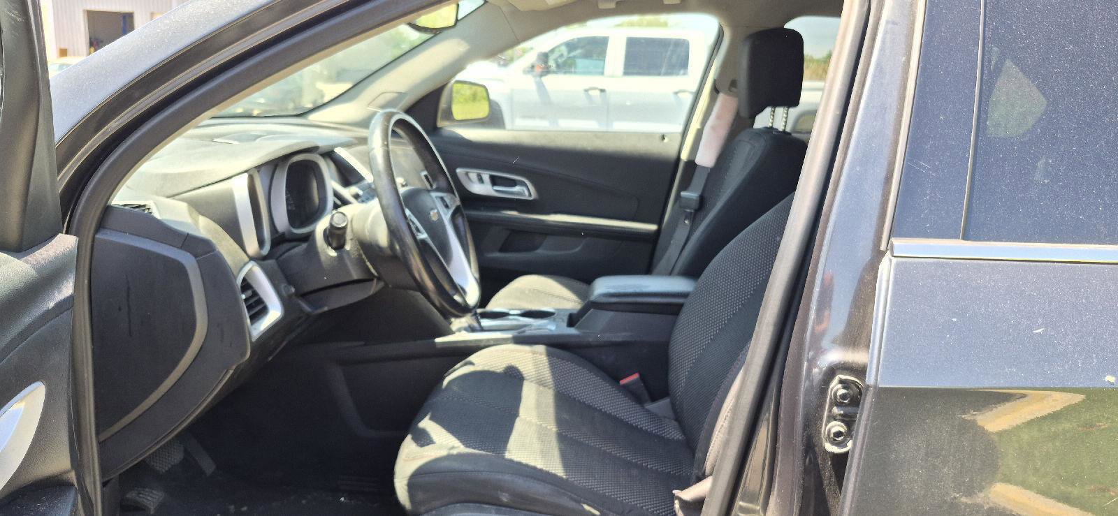 Used 2017 Chevrolet Equinox LT w/ Convenience Package FWD image 6