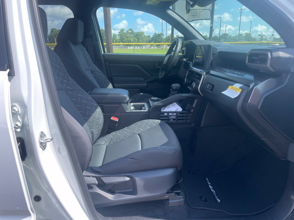 New 2026 Toyota Tacoma SR5 AWD/4WD image 15