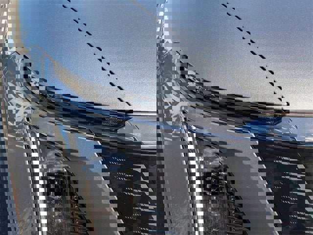 New 2026 Cadillac Vistiq Sport w/ LPO, Floor Liner Package image 9