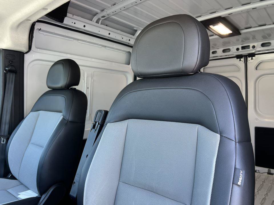 Used 2025 RAM ProMaster 2500 w/ Convenience Group FWD image 12