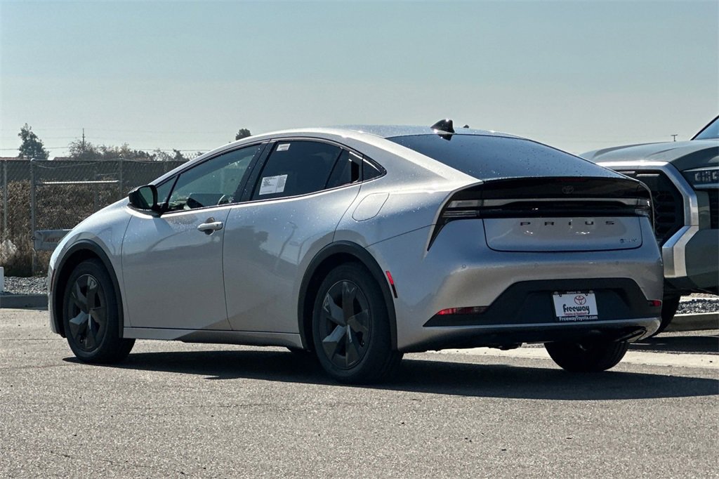 New 2026 Toyota Prius Plug-In Hybrid image 6
