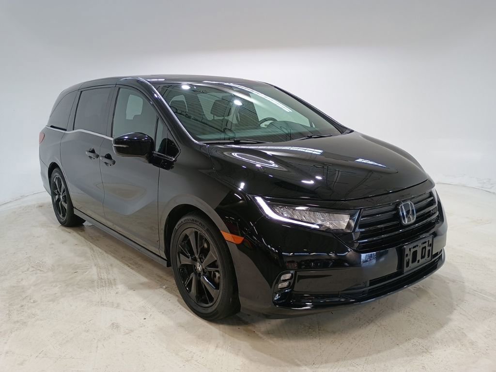 Used 2023 Honda Odyssey Sport image 1