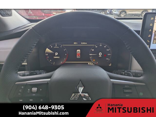 New 2025 Mitsubishi Outlander SE image 35