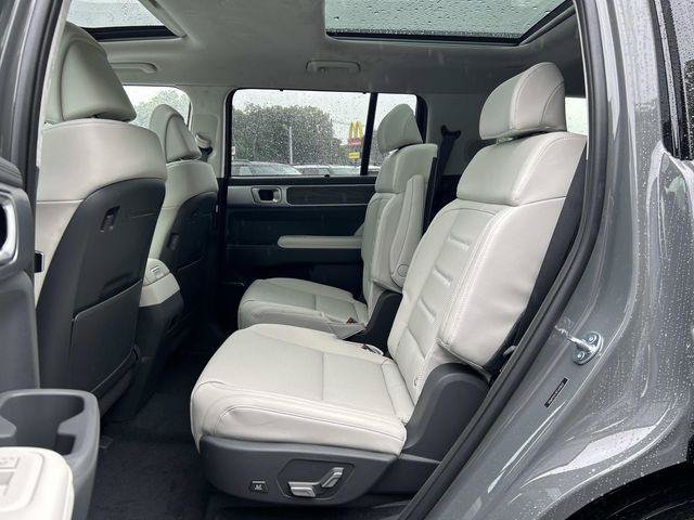 New 2026 Hyundai Santa Fe Calligraphy AWD/4WD image 5