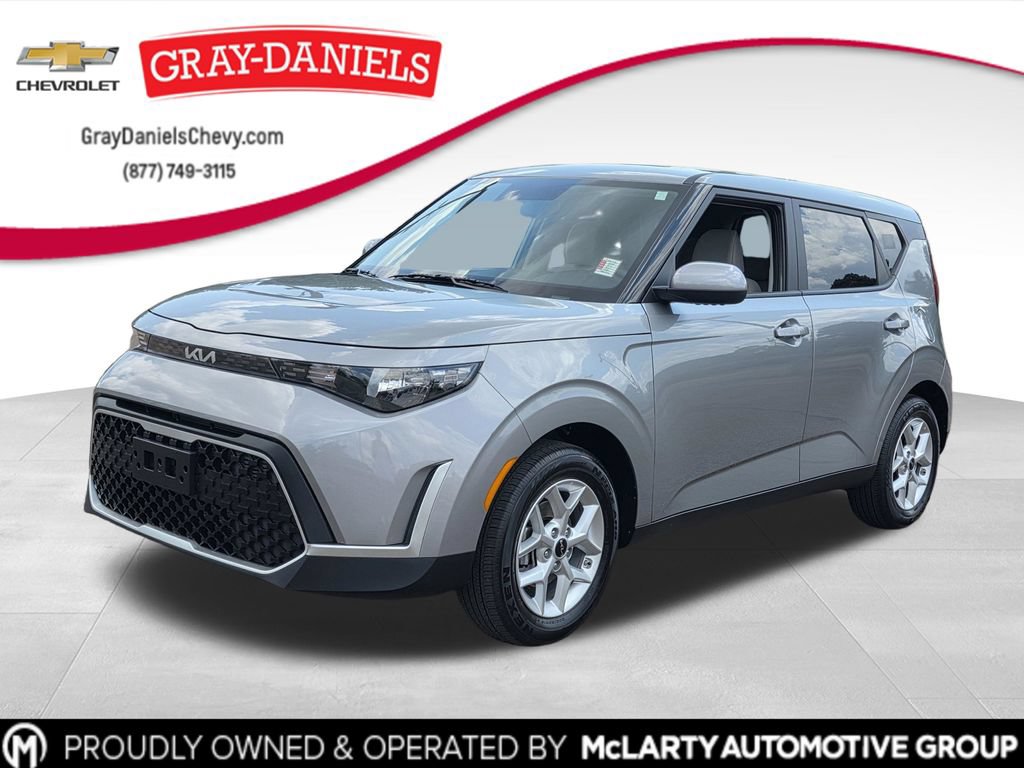 Used 2025 Kia Soul LX w/ LX Technology Package