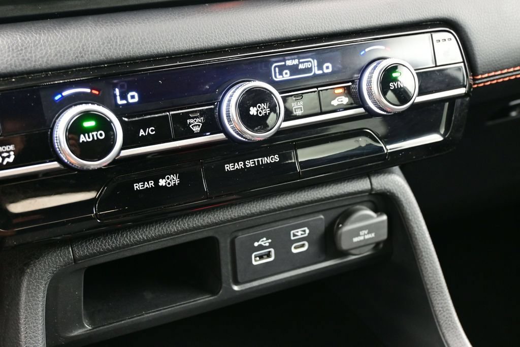 Certified 2023 Honda Pilot Sport image 44