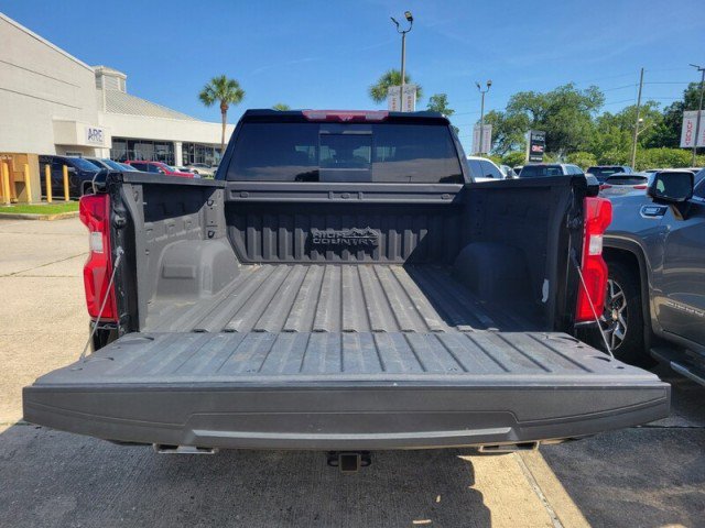 Used 2023 Chevrolet Silverado 1500 High Country w/ Technology Package AWD/4WD image 7