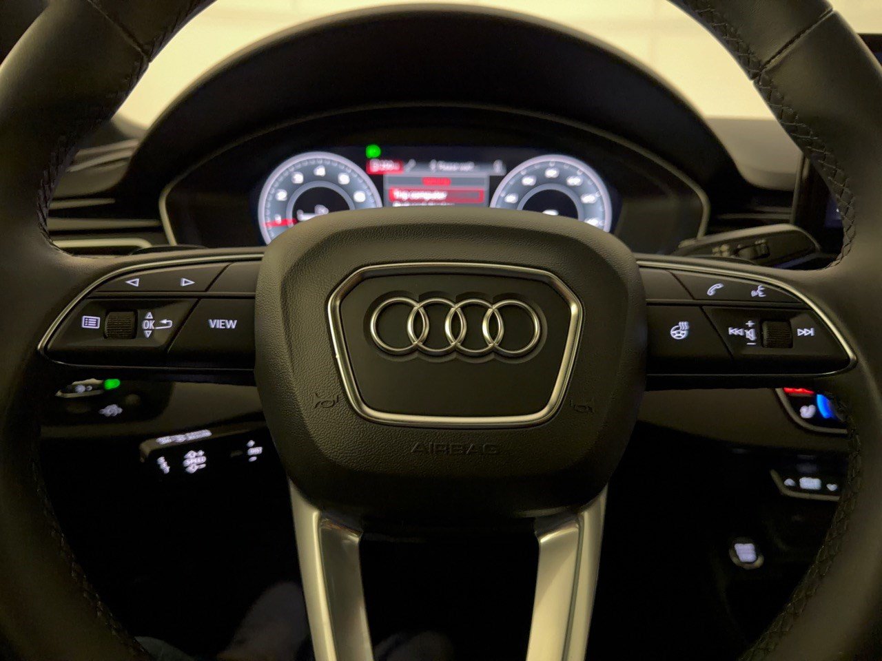 Used 2024 Audi A4 2.0T Premium Plus w/ Premium Plus Package AWD/4WD image 10