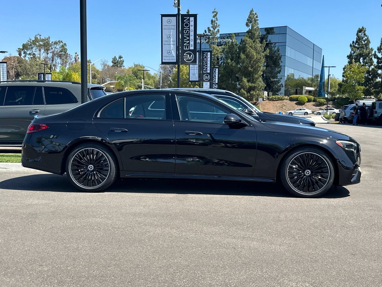 New 2027 Mercedes-Benz E 450 4MATIC Sedan image 2