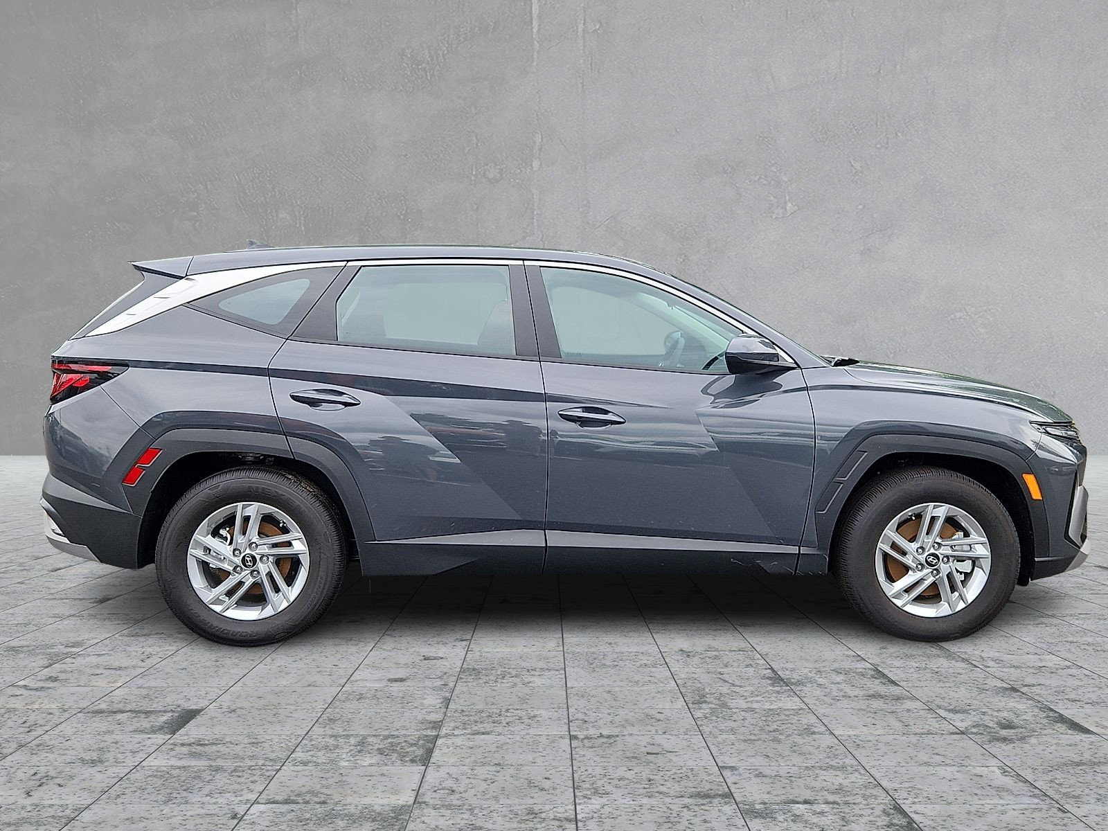 Used 2026 Hyundai Tucson SE FWD image 7