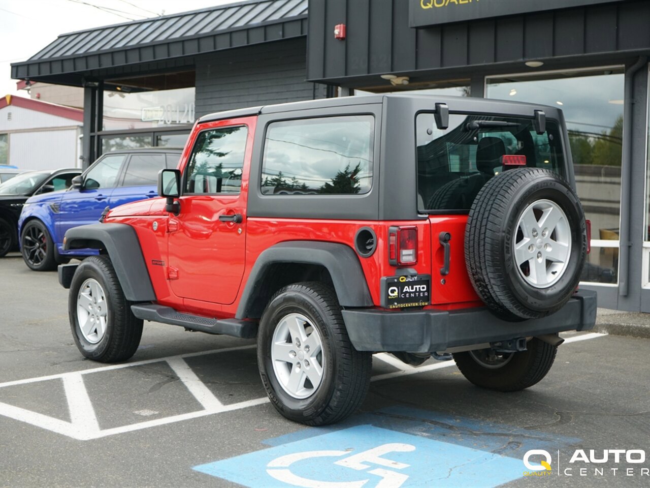 Used 2018 Jeep Wrangler Sport AWD/4WD image 7