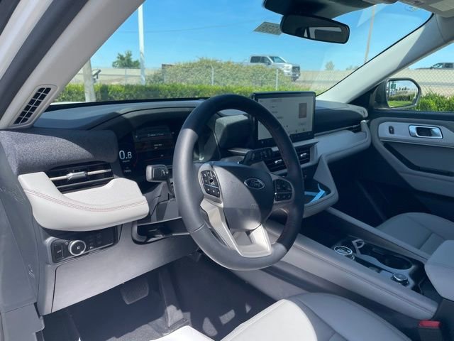 New 2026 Ford Explorer Active w/ Active Comfort Package AWD/4WD image 9