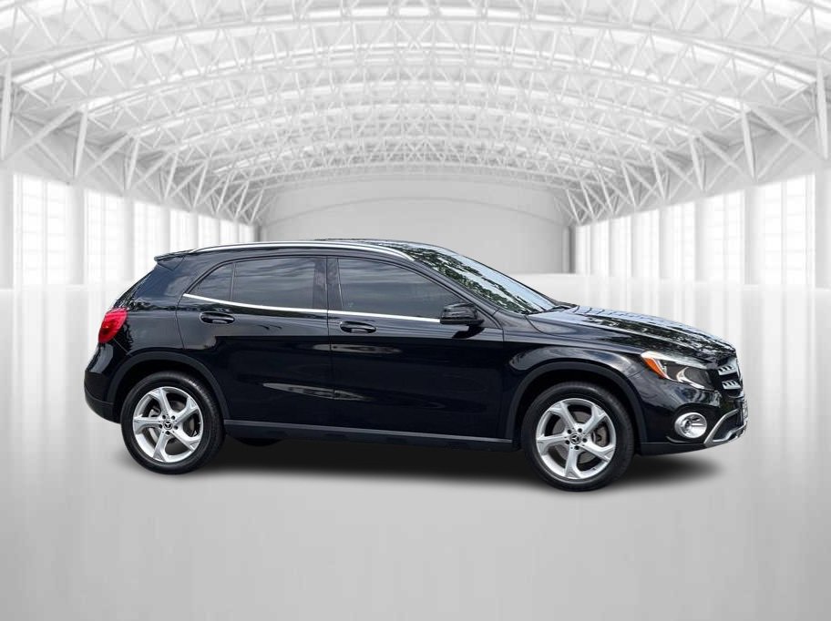 Used 2019 Mercedes-Benz GLA 250 4MATIC image 1