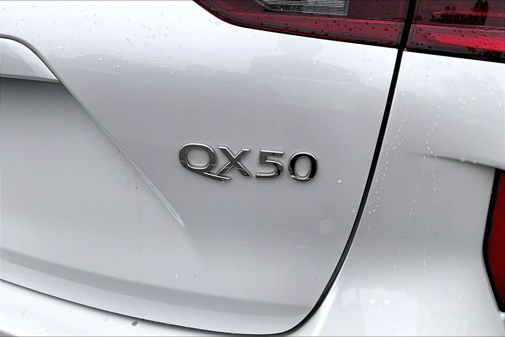 Used 2023 INFINITI QX50 Luxe FWD image 26
